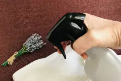 Textilger&uuml;che entfernen - eigenes Spray mischen