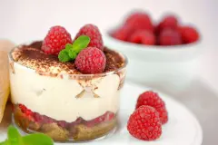 Zwieback-Beeren-Tiramisu