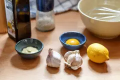 Aioli (Spanische Knoblauch-Mayonnaise)