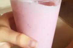 Ein fl&uuml;ssiges Fr&uuml;hst&uuml;ckchen - Himbeer-Hafer-Smoothie