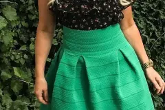 Elektrostatisch aufgeladener Rock