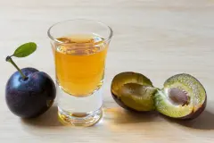 Pflaumenlik&ouml;r selbstgemacht