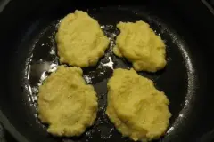 Quark-Puffer aus Klo&szlig;masse