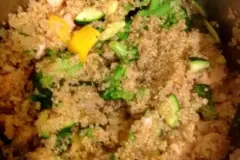 Quinoa-Gem&uuml;se-Pfanne (kalorienarm, proteinreich)