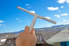 Fenster putzen ohne Streifen zu bekommen