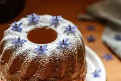 Saftiger Eierlik&ouml;r Guglhupf