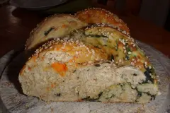 Hefezopf II, w&uuml;rzig