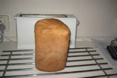 Selbstgebackenes Wei&szlig;brot mit Anis & Orangeat aufpeppen
