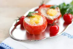 Ei in Tomate - eine kleine Vorspeise