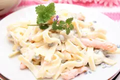 Nudelsalat f&uuml;r 4-6 Personen