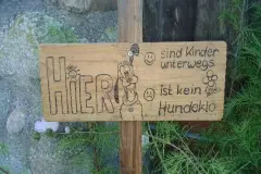 &Auml;rger &uuml;ber Hundekot - freundlicher Hinweis an Hundehalter