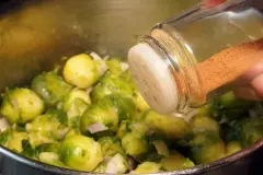 Rosenkohl mit Muskat