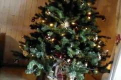 Weihnachtsbaumfu&szlig; versch&ouml;nern