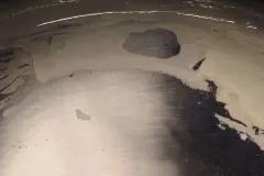Wie bekommt man die Kalkflecken im Wasserkocher weg?