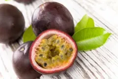 Die Passionsfrucht (Maracuja) - exotische Fr&uuml;chte