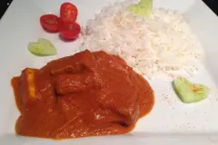 "Butter Chicken" mit gebratenem Tofu - Vegan
