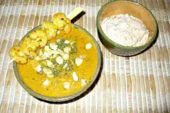 Asiatisch-orientalische M&ouml;hren-Ingwer-Linsensuppe