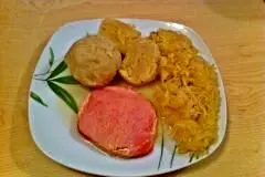 Kasseler in Sauerkraut und Gwichste Kn&ouml;del (Mehlkn&ouml;del)