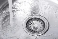 &Uuml;bel riechende Abfl&uuml;sse