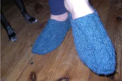 Sneakerssocken stricken: mit der Ferse beginnen