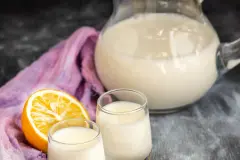 Eskimo - ein Cocktail aus Wodka und Milch