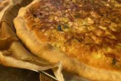 Herzhafte, saftige Gemüse-Quiche (glutenfrei)