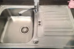 Saueres Sp&uuml;lbecken