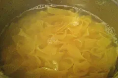 Nudelwasser weiterverwenden