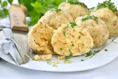 Kn&ouml;del, Klo&szlig; & Co. selber machen