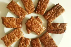 Proteinriegel selbst backen