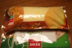 Geriebener K&auml;se h&auml;lt so l&auml;nger