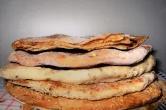 Pfannenbrot - Fladenbrot mit Sesampaste aus der Bratpfanne