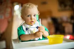 Baby- und Kinderkleidung wird (fast) ohne gro&szlig;e M&uuml;he sauber