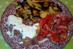 Bratkartoffeln mit S&uuml;lze und Salat