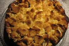 Eine schnelle Apfeltorte mit Butterstreuseln