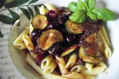 Rehragout mit Trauben