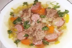 Gem&uuml;seeintopf mit Rinderbrust und Mettenden aus dem Schnellkochtopf