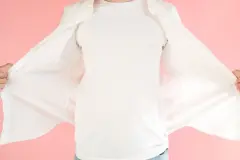 Eingetrocknete Bratenso&szlig;e aus T-Shirt entfernen