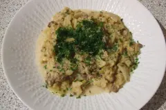 Hackfleisch mit Kartoffeln und Wirsing oder Wei&szlig;kohl