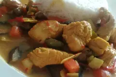 H&auml;hnchen-Curry mit Kokosmilch