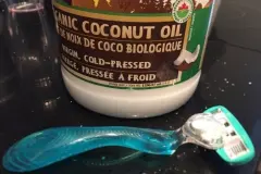 Achsel rasieren - schnell und schonend