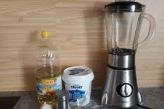 Mayonnaise mit Knoblauch ganz einfach herstellen