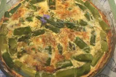 Tarte mit gr&uuml;nem Spargel