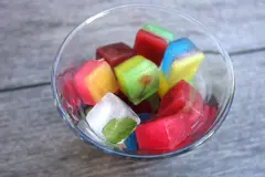 Bunte Eisw&uuml;rfel selber machen
