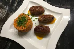 Cevapcici mit Djuvec Reis