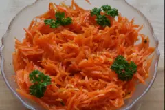 Eingefrorener Karottensalat, wie frisch gemacht