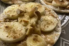 Gesunder Reiswaffel Snack zum Netflixen