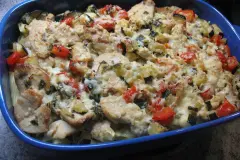 Gem&uuml;se-H&auml;hnchen-Gratin