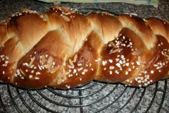 Hefezopf mit Anis