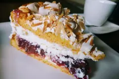 Himmelstorte mit Stachelbeeren